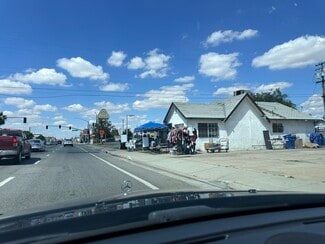 Plus de détails pour 18 S Chester Ave, Bakersfield, CA - Commerce de détail à vendre