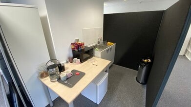 9-28 Athena Ct, Warwick à louer Photo intérieure- Image 1 de 5