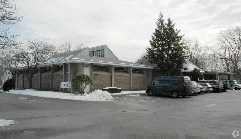 39 S Main St, Middleton, MA à louer - Photo du bâtiment - Image 2 de 2