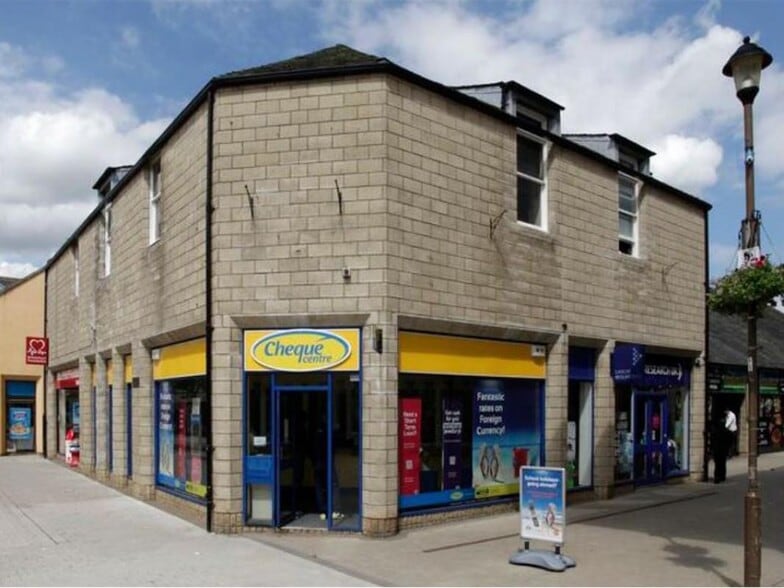 John St, Penicuik for lease - Building Photo - Image 2 of 3