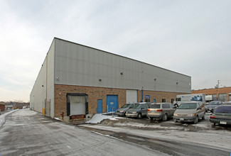 Plus de détails pour 2388 Midland Ave, Toronto, ON - Industriel/Logistique à louer