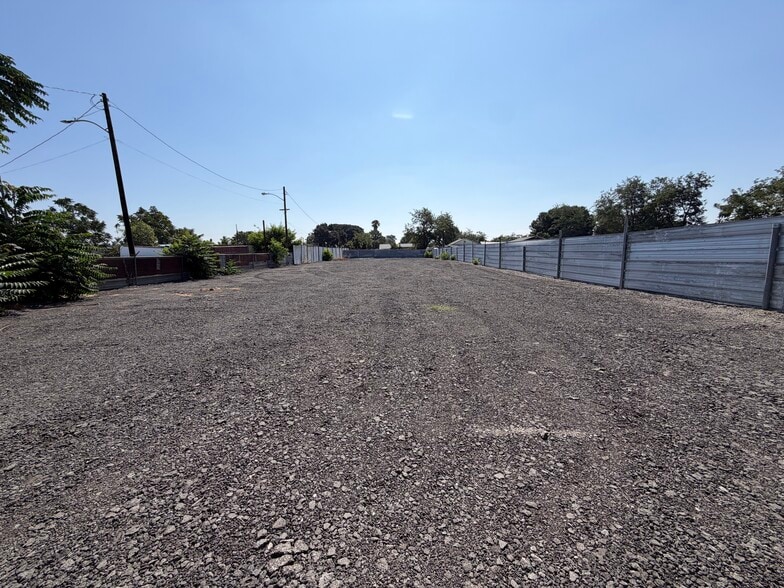 11216 Chico Ave, Pomona, CA for lease - Other - Image 3 of 4