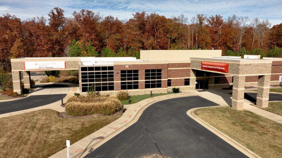 12720 Tuckahoe Creek Ct, Richmond, VA for lease - Aerial Video - Image 2 of 7