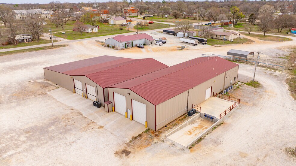 122 N Hickory, Roff, OK à vendre - Photo du bâtiment - Image 3 de 52