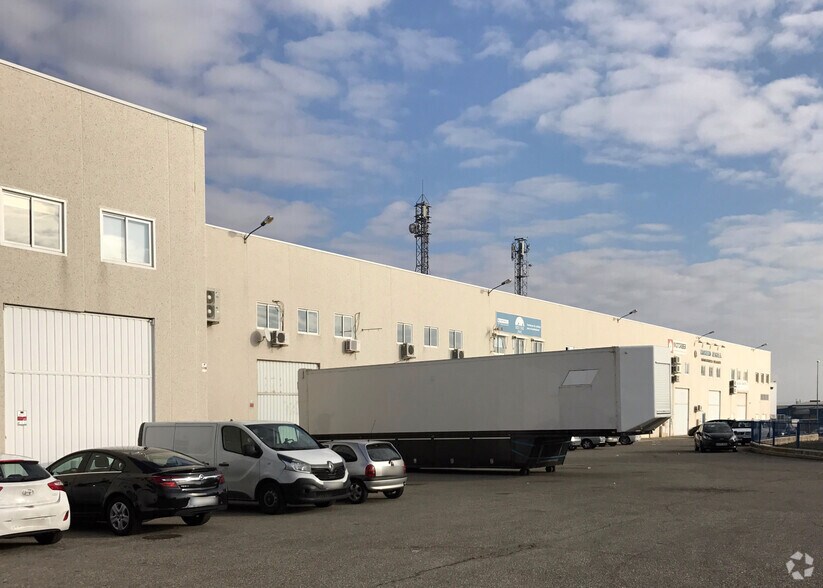 Calle la Habana, 6, Alcalá de Henares, Madrid à louer - Photo du bâtiment - Image 2 de 2