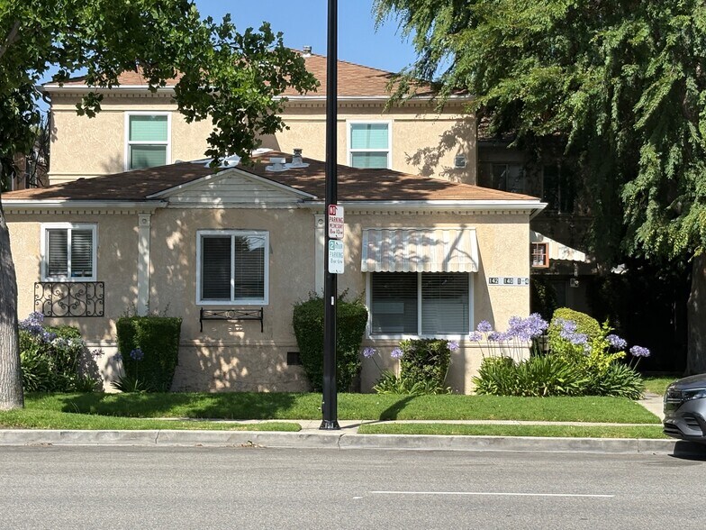 140 N Pass Ave, Burbank, CA à vendre - Photo du bâtiment - Image 2 de 46