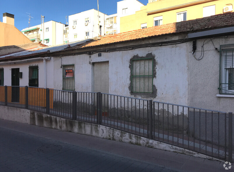 Calle Esperanza Abad, 24-26, San Sebastián De Los Reyes, Madrid for sale - Building Photo - Image 2 of 2