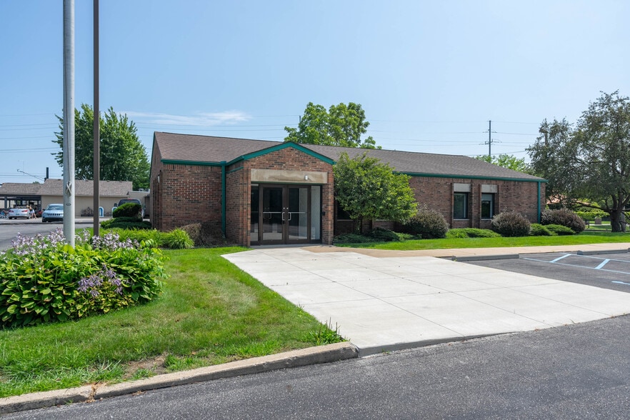 69055 N Main St, Richmond, MI for lease - Building Photo - Image 2 of 15