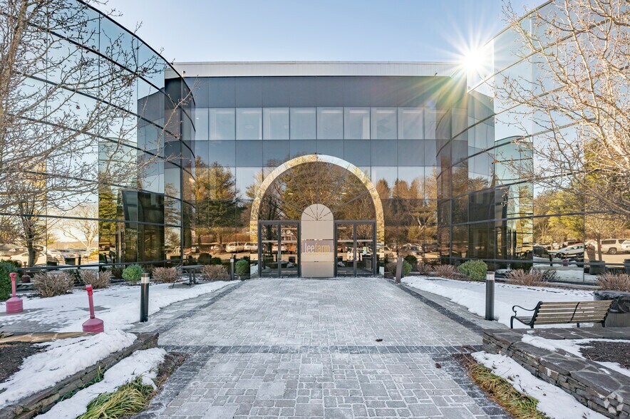 83 Wooster Heights Rd, Danbury, CT à louer - Photo principale - Image 1 de 10