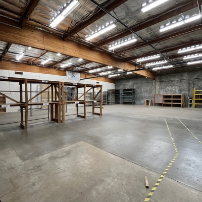 8390 SW Barney White Rd, Port Orchard, WA for lease - Interior Photo - Image 2 of 9