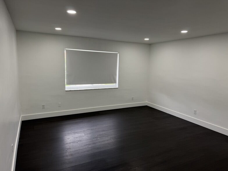 4850 SW 26th Ave, Fort Lauderdale, FL for sale - Building Photo - Image 3 of 21