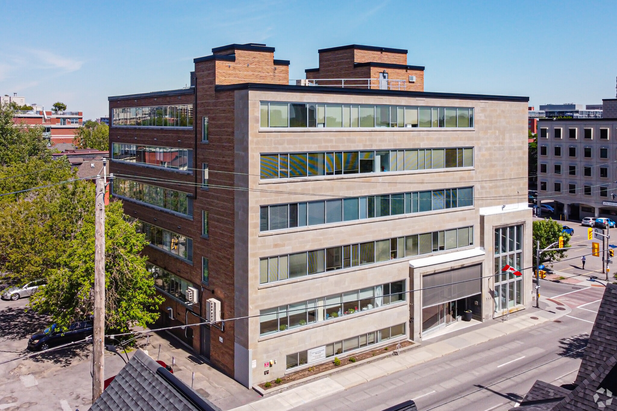 359 Kent St, Ottawa, ON for lease Primary Photo- Image 1 of 22