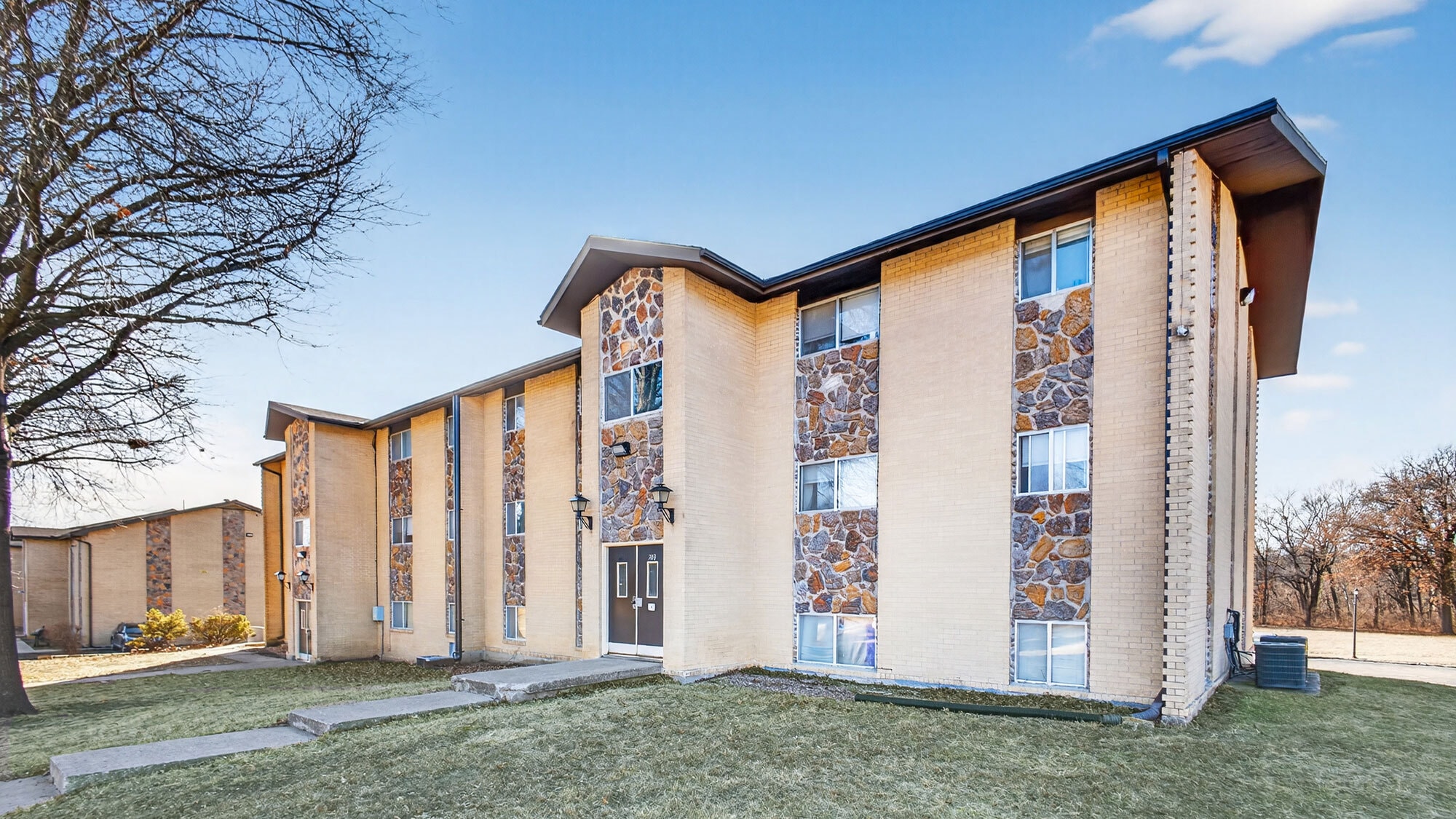 746 N 63rd St, Kansas City, KS for sale Primary Photo- Image 1 of 22