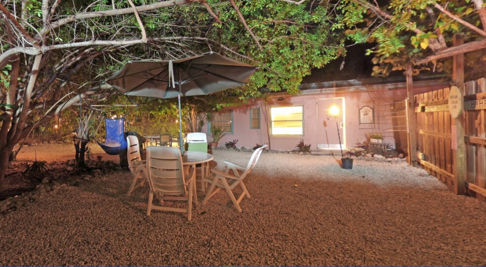 99306 Overseas Highway & 54400 S Dixie Highway, Key Largo, FL à vendre - Photo du bâtiment - Image 2 de 14