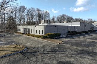 Plus de détails pour 205 Spring Hill Rd, Trumbull, CT - Industriel à louer