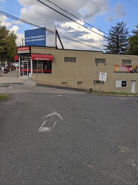 6711-6719 Belair Rd, Raspeburg, MD à louer - Photo du bâtiment - Image 3 de 16