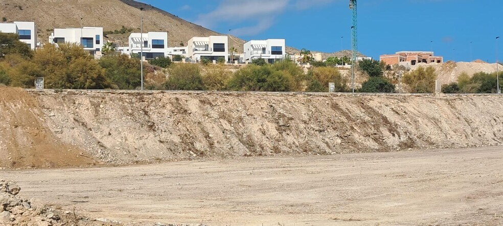 Terrain dans Finestrat, Alicante à vendre - Photo de construction - Image 1 de 7