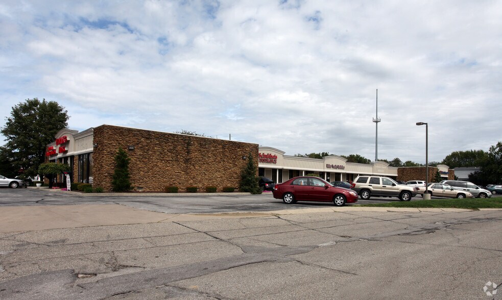 1692 Stonegate Dr, Greenwood, IN for lease - Building Photo - Image 2 of 2