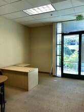 4 Harris Ct, Monterey, CA for lease Interior Photo- Image 1 of 5