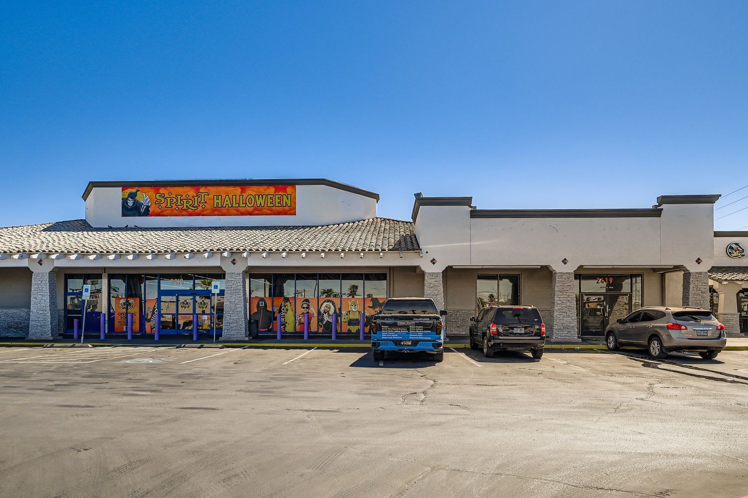 2411-2483 E Tropicana Ave, Las Vegas, NV for lease Primary Photo- Image 1 of 8
