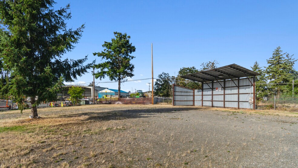 11221 Pacific Hwy SW, Lakewood, WA à vendre - Photo du bâtiment - Image 3 de 6