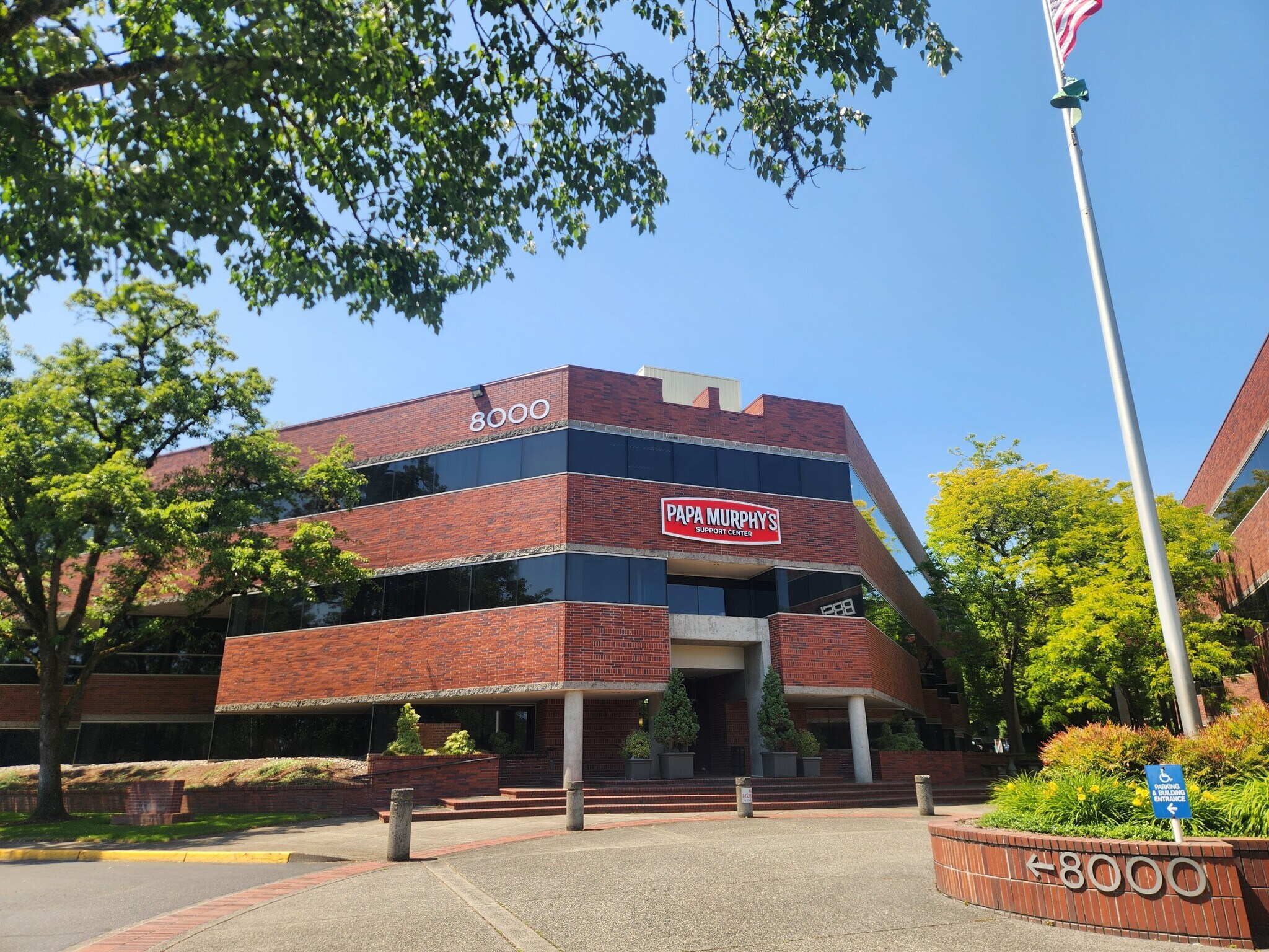 8000 NE Parkway Dr, Vancouver, WA for lease Building Photo- Image 1 of 23