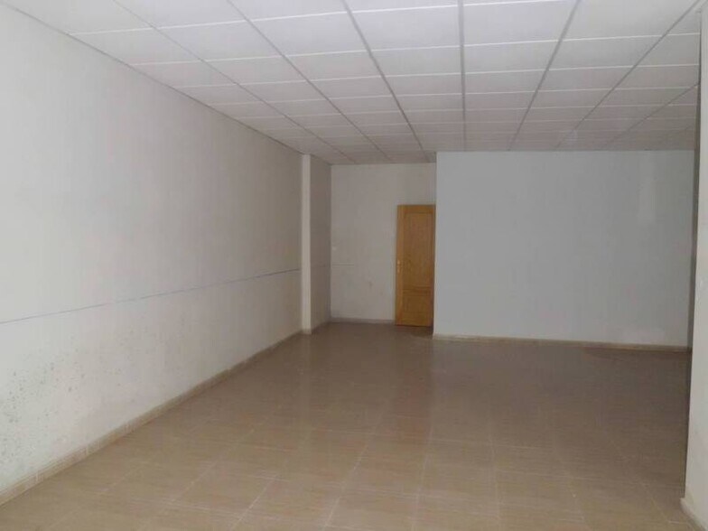 Retail in El Ejido, Almería for lease - Building Photo - Image 3 of 6