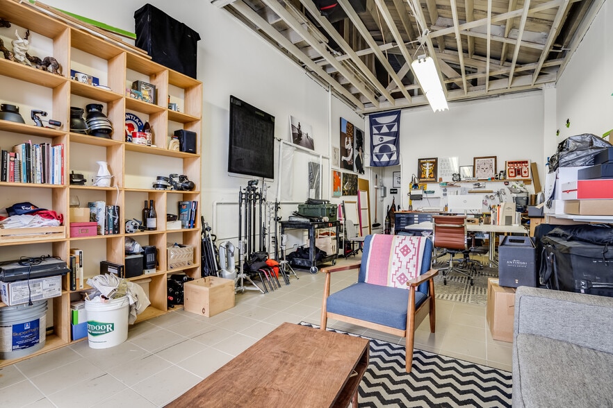 5428 San Pablo Ave, Oakland, CA à vendre - Photo du bâtiment - Image 3 de 15