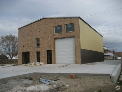 1509 Hickory Ave, Harahan, LA à louer - Photo du bâtiment - Image 2 de 4