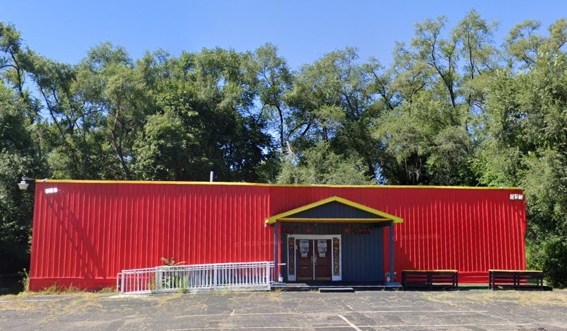 883 North Ave, Battle Creek, MI à vendre - Photo du bâtiment - Image 1 de 11