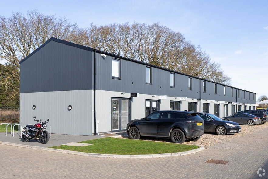 Old Ipswich Rd, Ardleigh for lease - Primary Photo - Image 2 of 32