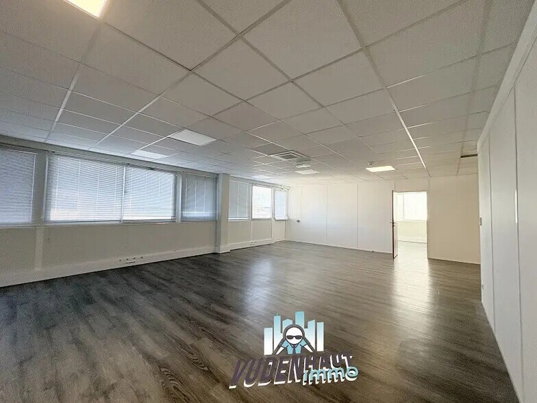 Bureau dans Toulouse à louer - Photo du bâtiment - Image 3 de 9