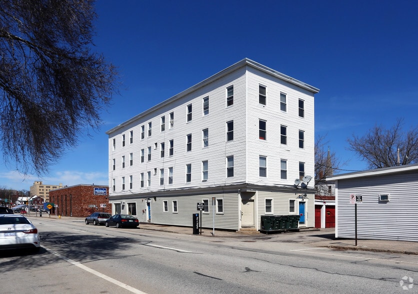 303 Pine St, Manchester, NH à louer - Photo principale - Image 1 de 8