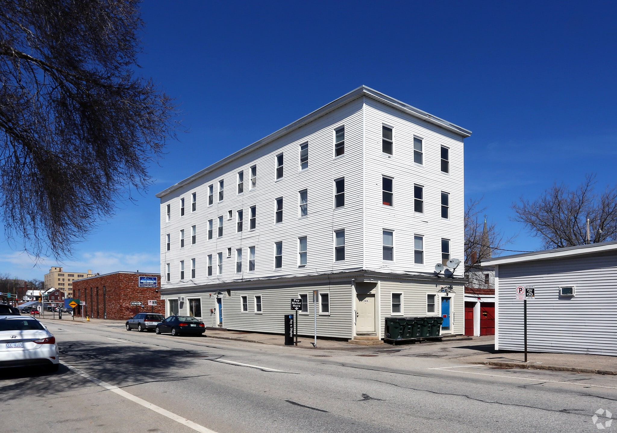 303 Pine St, Manchester, NH for lease Primary Photo- Image 1 of 9