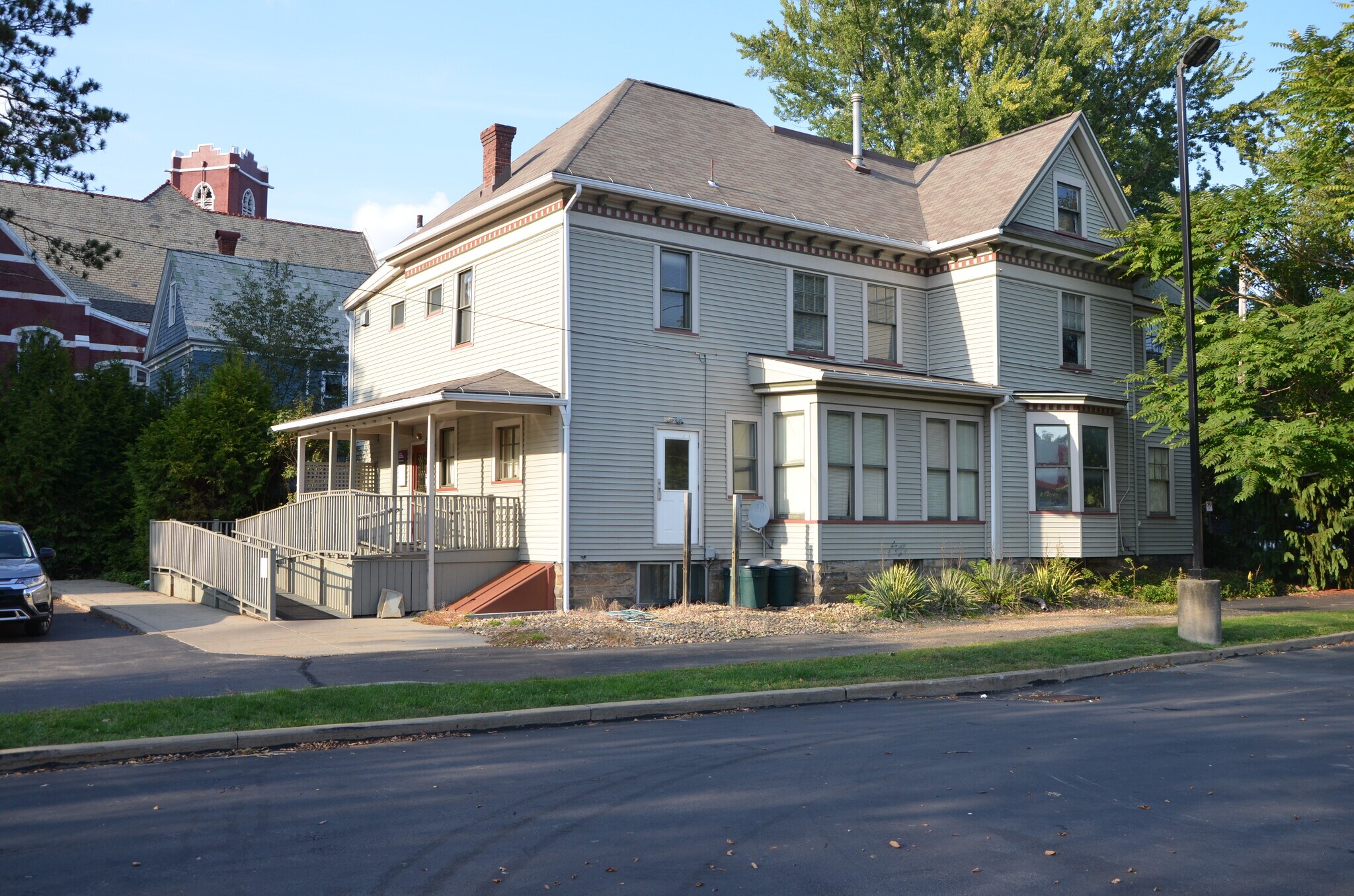 1029 Liberty St, Franklin, PA à vendre Photo du bâtiment- Image 1 de 16
