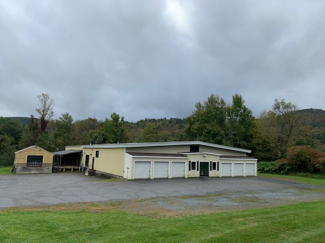 2517 W Woodstock Rd, Woodstock, VT à vendre Photo du bâtiment- Image 1 de 1