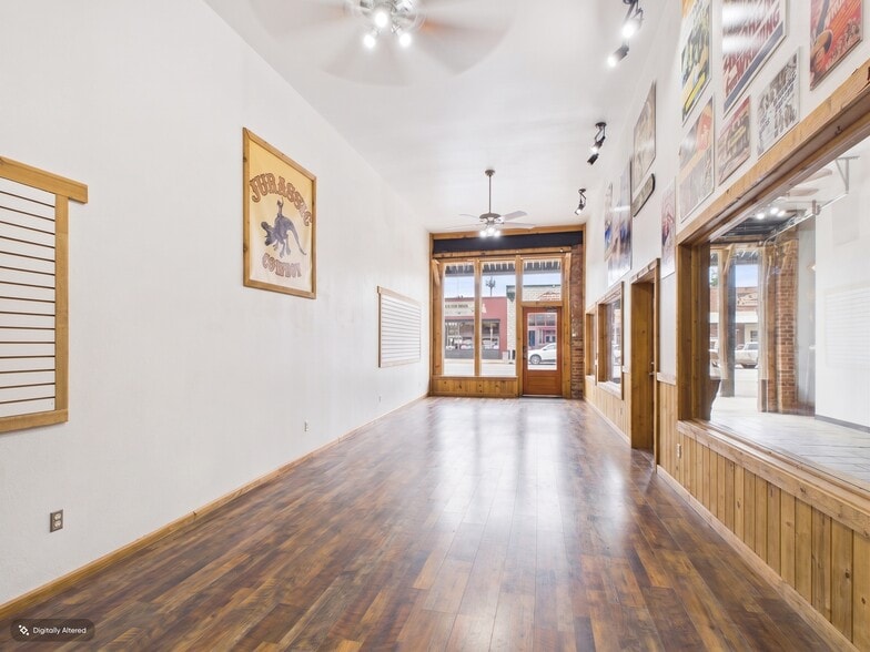 532 Greybull Ave, Greybull, WY for sale - Building Photo - Image 3 of 17