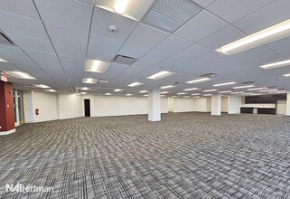 601 Oakmont Ln, Westmont, IL à louer Photo intérieure- Image 2 de 6