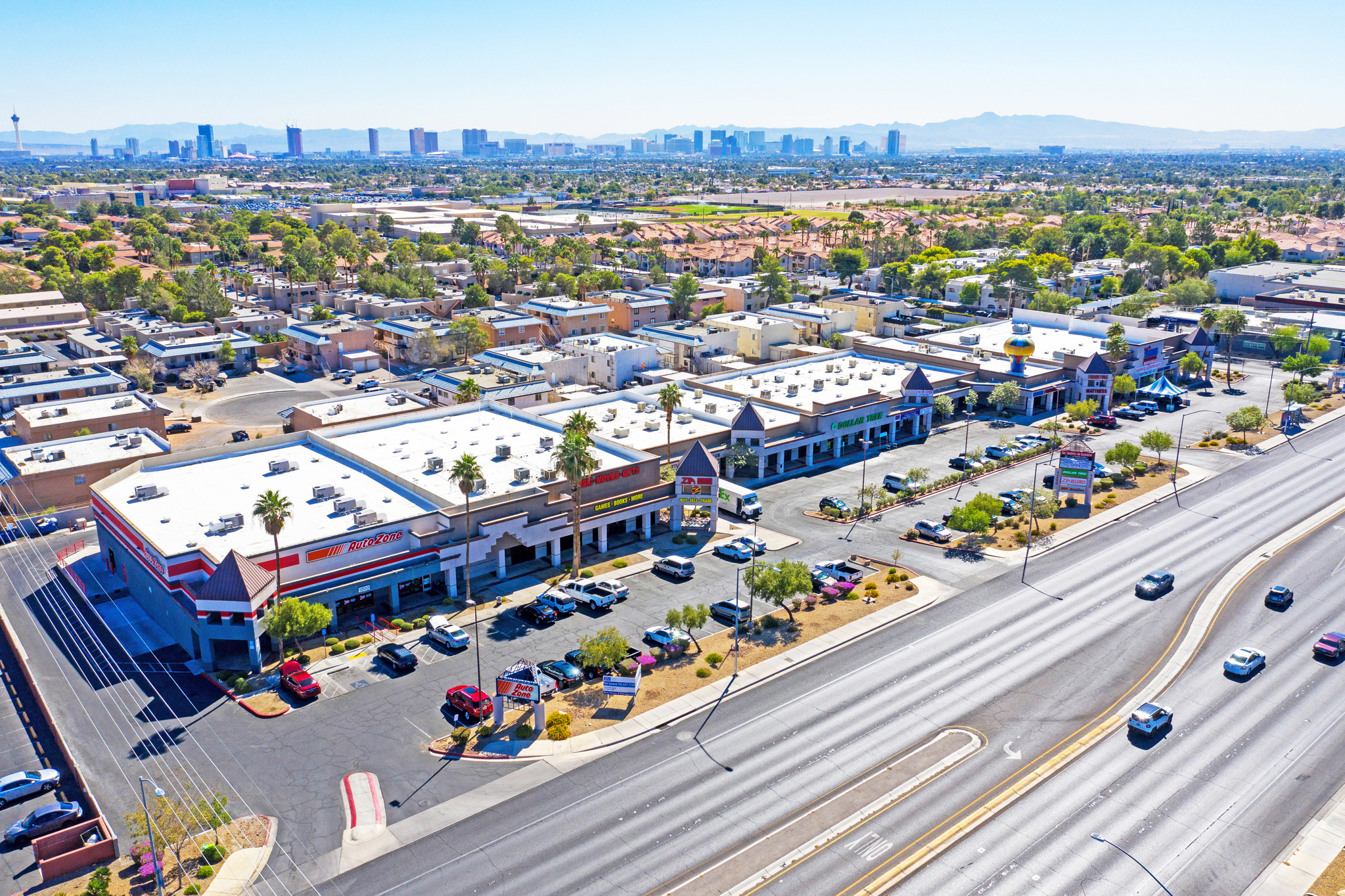 1200-1250 S Rainbow Blvd, Las Vegas, NV à vendre Photo du bâtiment- Image 1 de 1