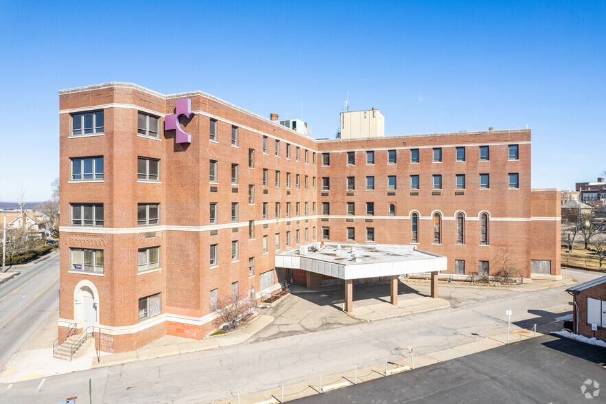 661-673 N Church St, Hazleton, PA for sale - Primary Photo - Image 1 of 17