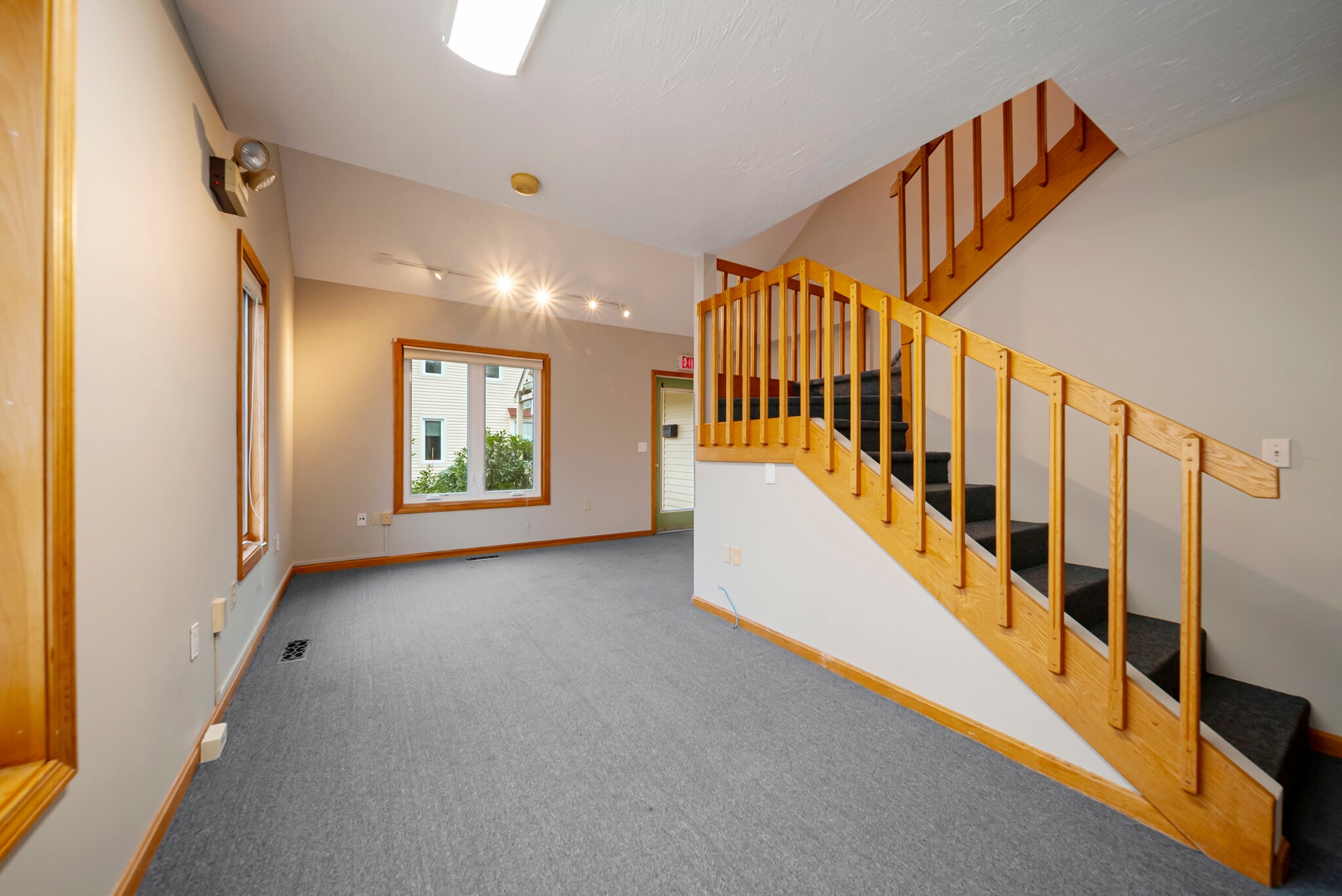 60 Whittier Hwy, Moultonborough, NH for lease Interior Photo- Image 1 of 12