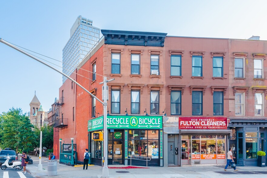 858 Fulton St, Brooklyn, NY for sale - Building Photo - Image 3 of 18