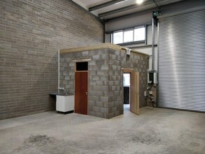 Brampton Rd, St Neots à louer Photo intérieure- Image 2 de 3