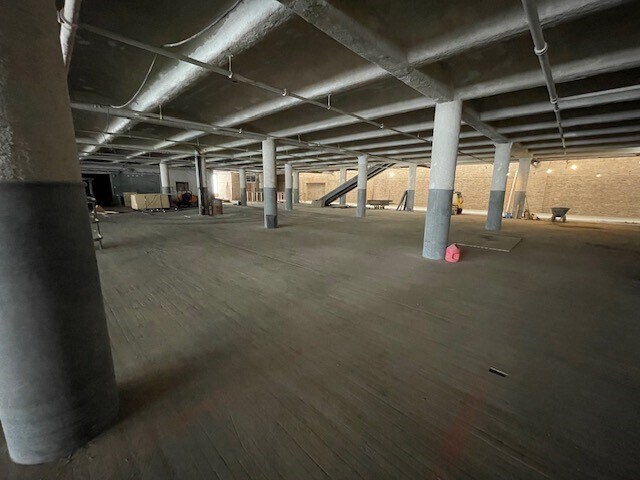2545 W Polk St, Chicago, IL à louer - Photo intérieure - Image 3 de 8