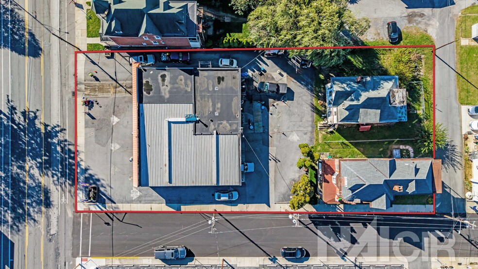 400 S Hanover St, Carlisle, PA à vendre - Photo du bâtiment - Image 2 de 5