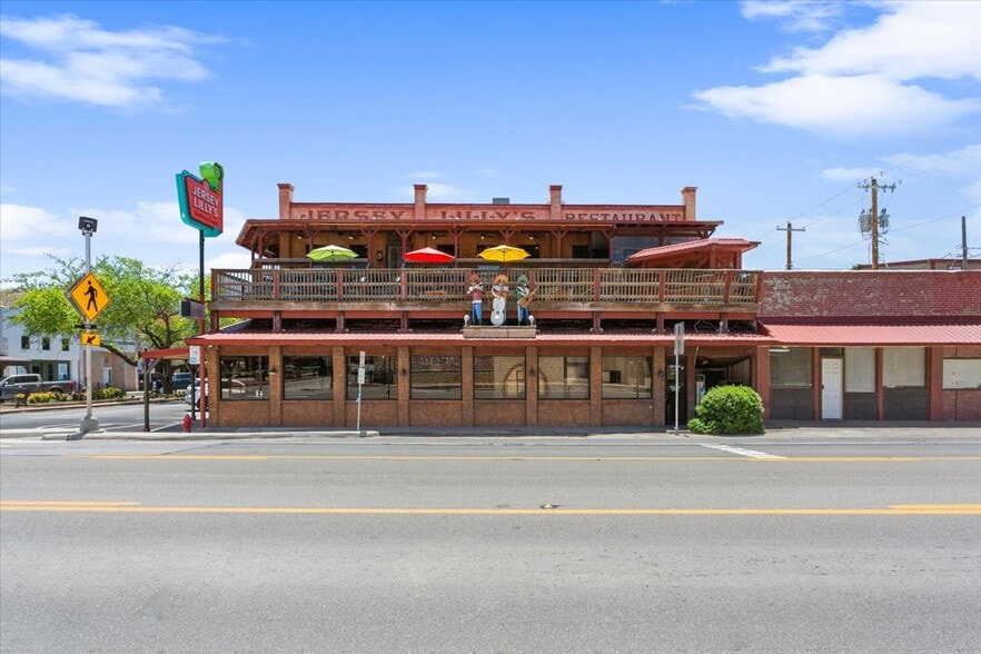 128 N Pecan, Hico, TX for sale - Building Photo - Image 2 of 39
