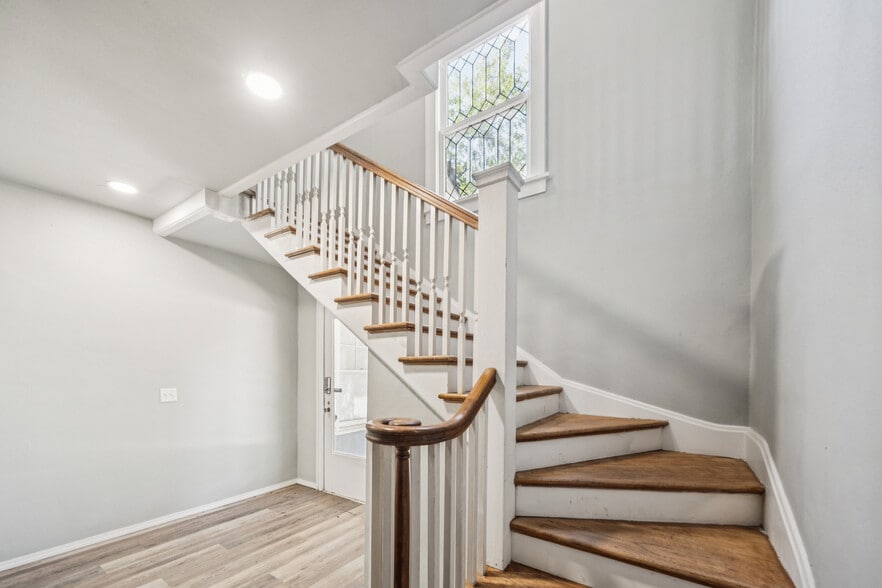 1703 S Quaker Ave, Tulsa, OK à vendre - Photo intérieure - Image 3 de 40