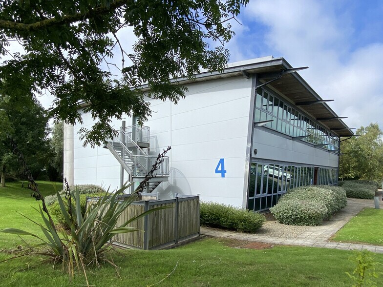 Parc Aberporth, Cardigan for lease - Building Photo - Image 2 of 7