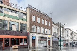 Plus de détails pour 17-18 High St, Newport - Bureau à louer