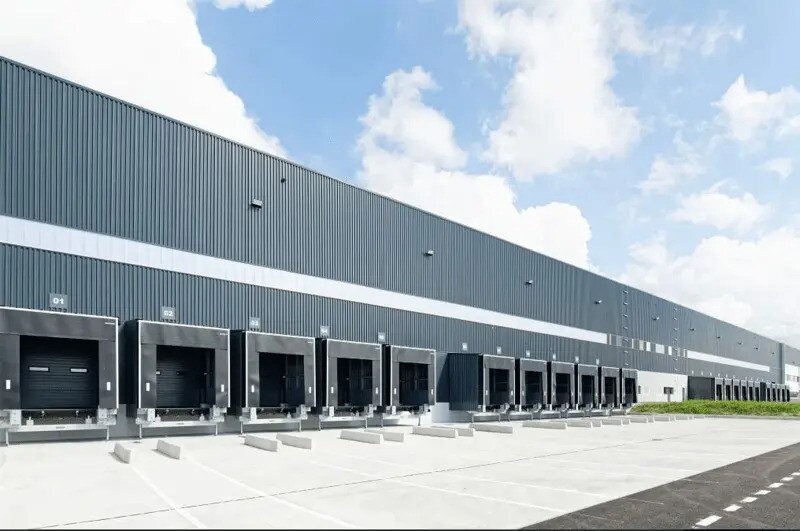 Industrial in Rouen for lease - Building Photo - Image 3 of 4